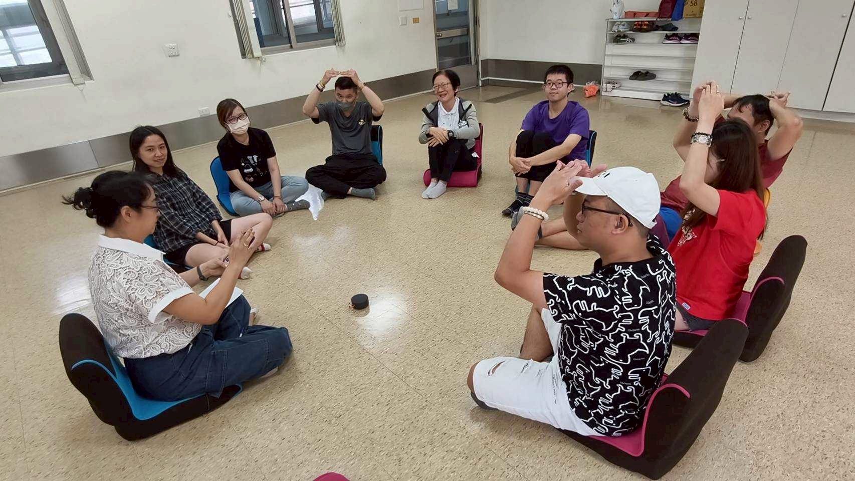 LINE_ALBUM_20260628(日)「共感同行」聽障者家庭多元療癒支持方案。_260630_107