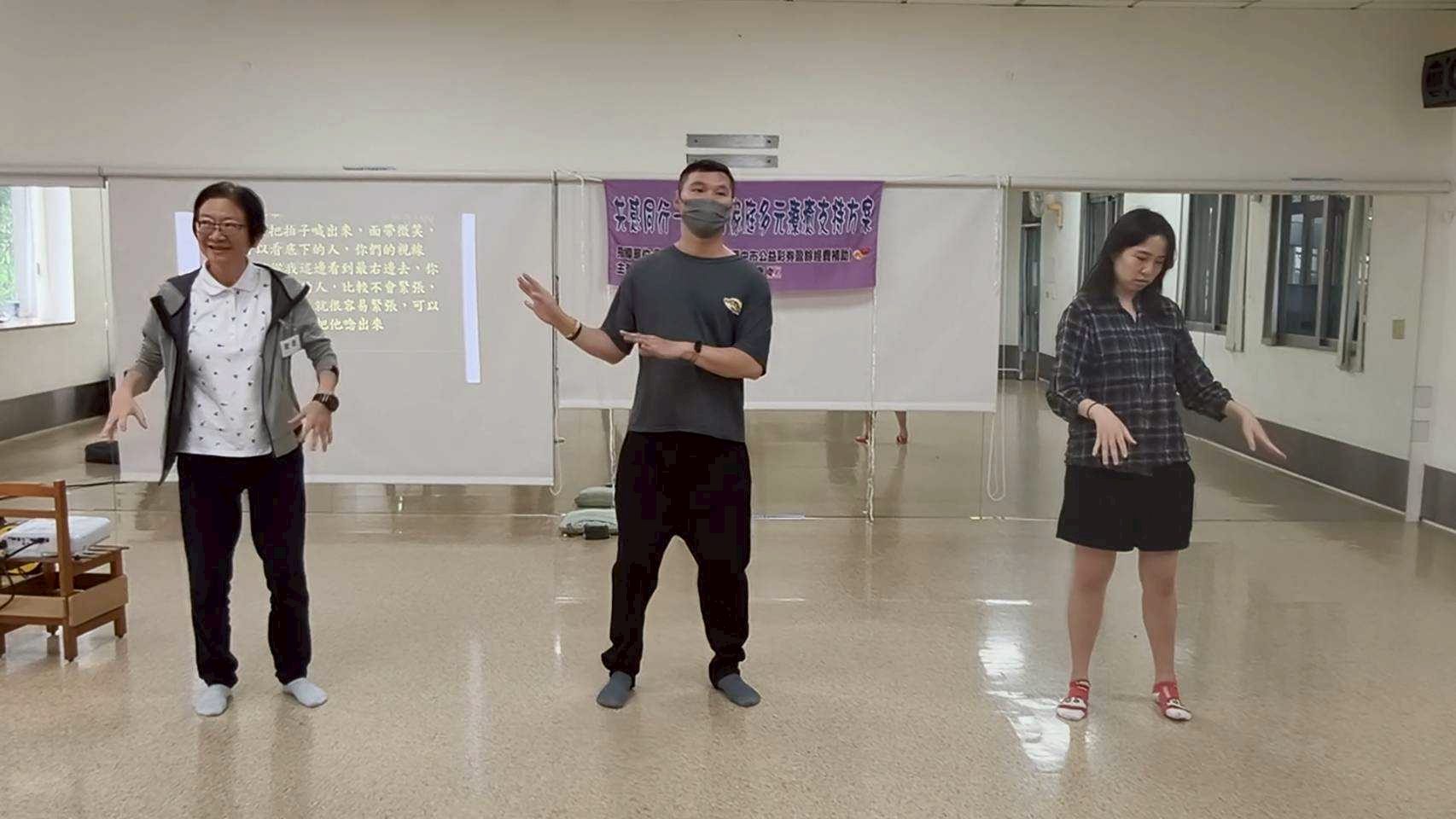 LINE_ALBUM_20260628(日)「共感同行」聽障者家庭多元療癒支持方案。_260630_122