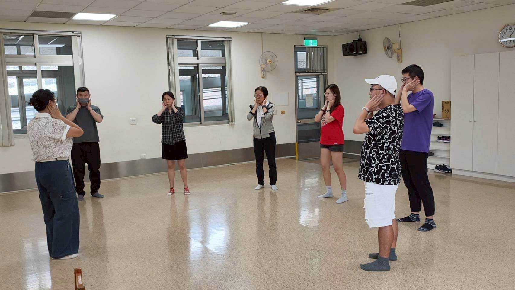 LINE_ALBUM_20260628(日)「共感同行」聽障者家庭多元療癒支持方案。_260630_140