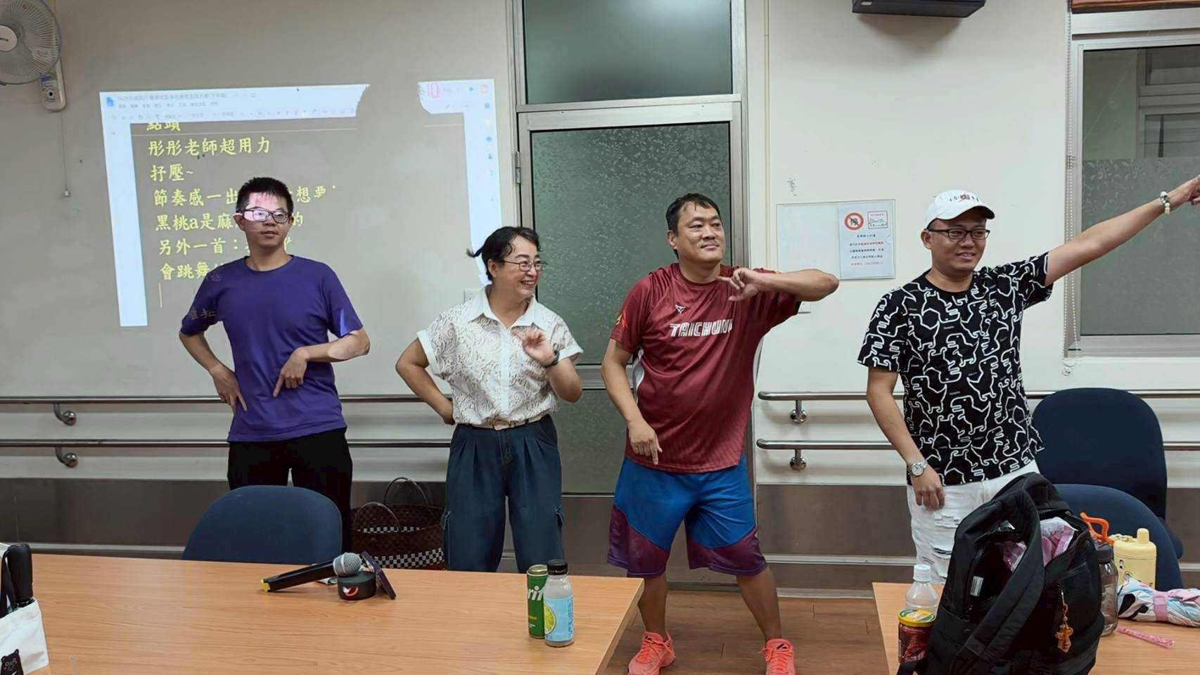 LINE_ALBUM_20260628(日)「共感同行」聽障者家庭多元療癒支持方案。_260630_15