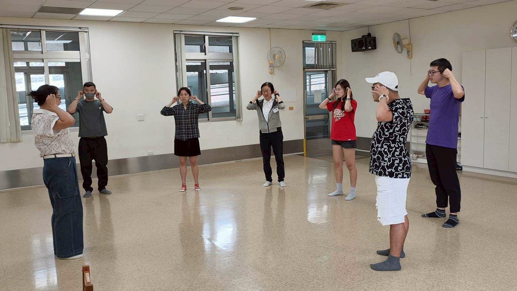 LINE_ALBUM_20260628(日)「共感同行」聽障者家庭多元療癒支持方案。_260630_143