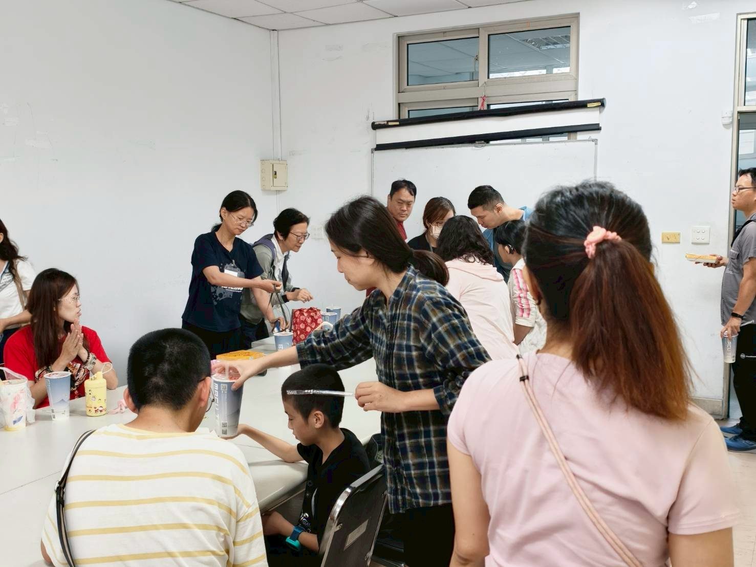 LINE_ALBUM_20260628(日)「共感同行」聽障者家庭多元療癒支持方案。_260630_150