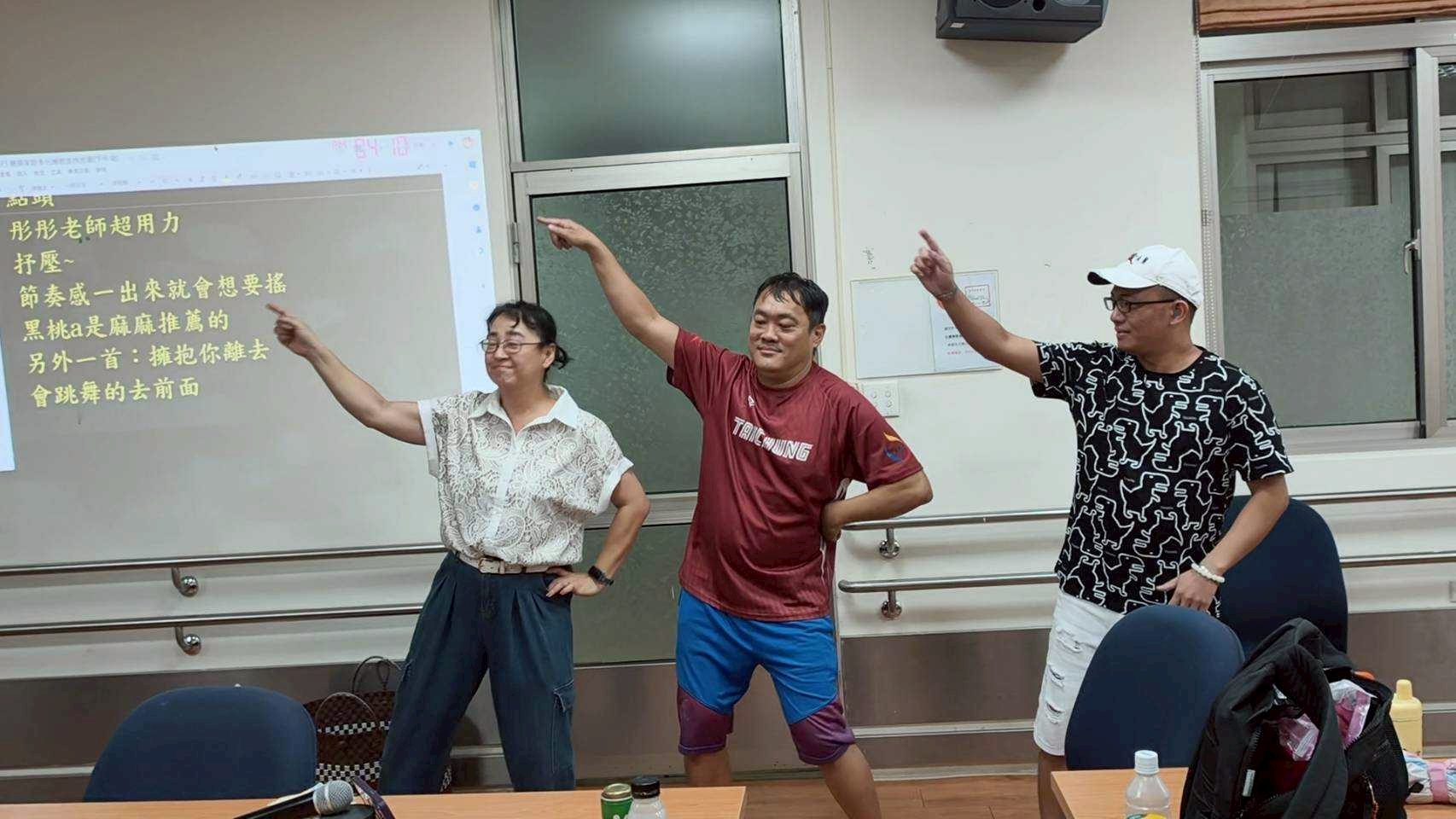 LINE_ALBUM_20260628(日)「共感同行」聽障者家庭多元療癒支持方案。_260630_18