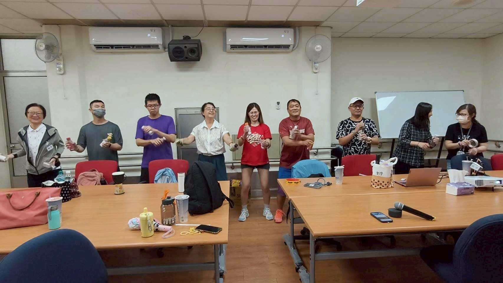 LINE_ALBUM_20260628(日)「共感同行」聽障者家庭多元療癒支持方案。_260630_21