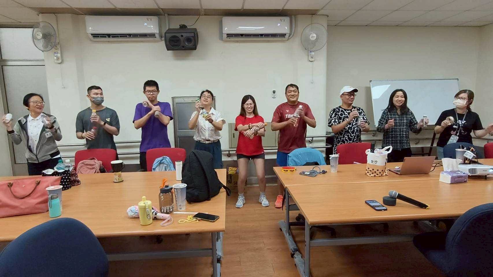 LINE_ALBUM_20260628(日)「共感同行」聽障者家庭多元療癒支持方案。_260630_24