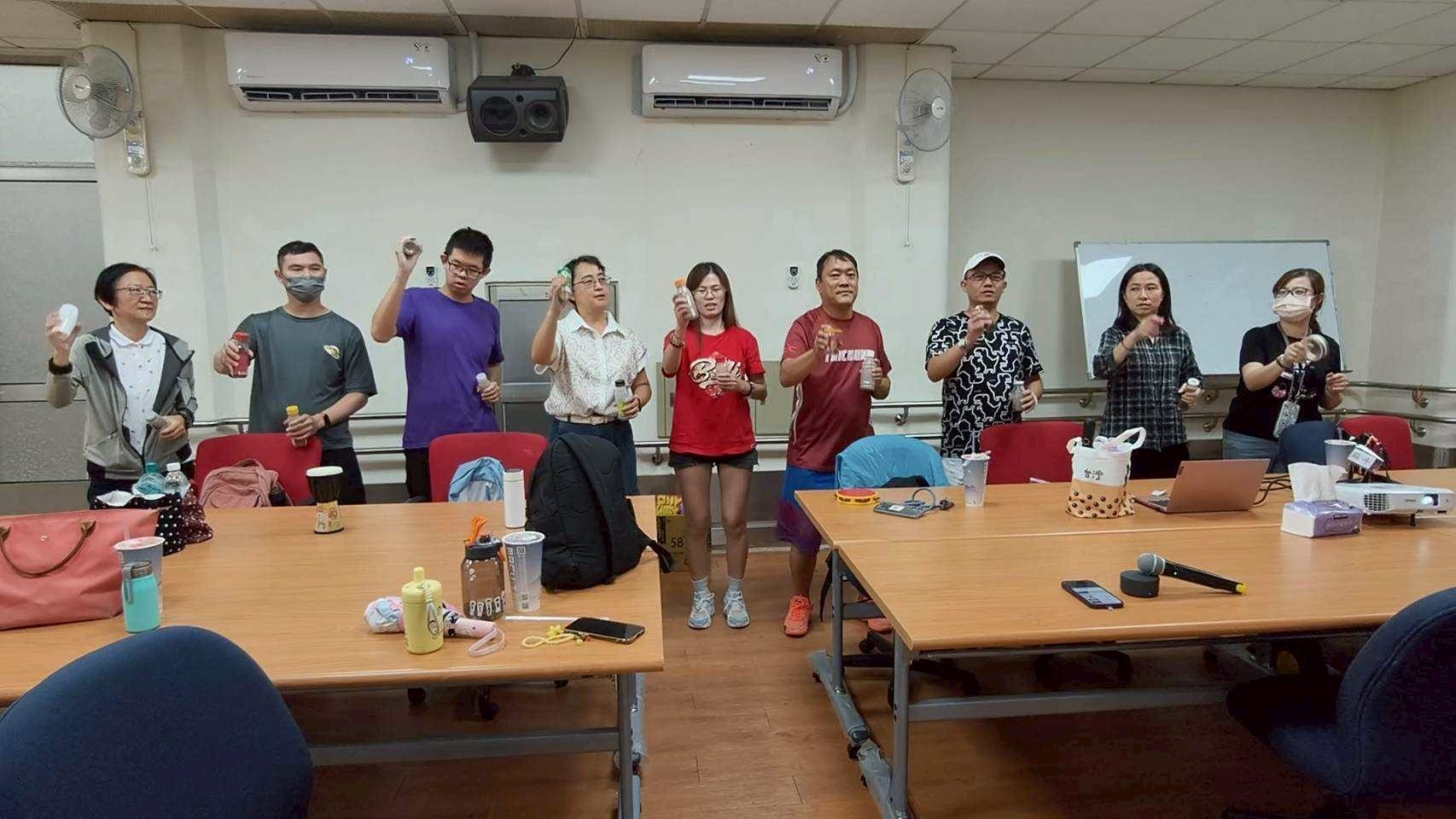 LINE_ALBUM_20260628(日)「共感同行」聽障者家庭多元療癒支持方案。_260630_26