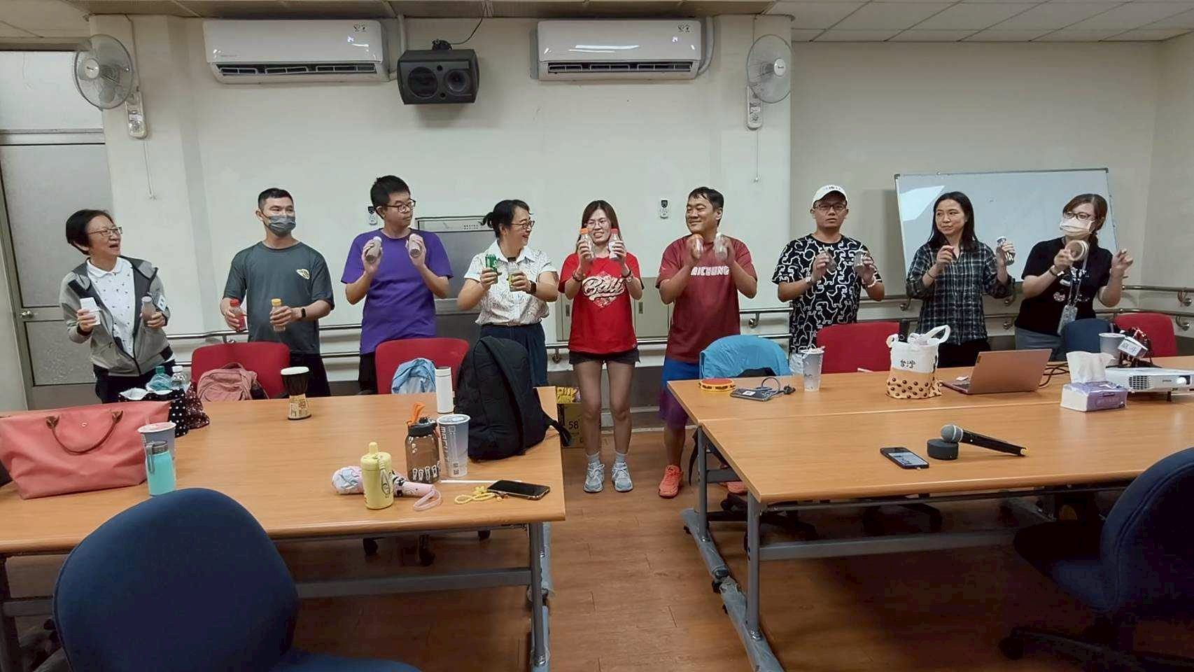 LINE_ALBUM_20260628(日)「共感同行」聽障者家庭多元療癒支持方案。_260630_27