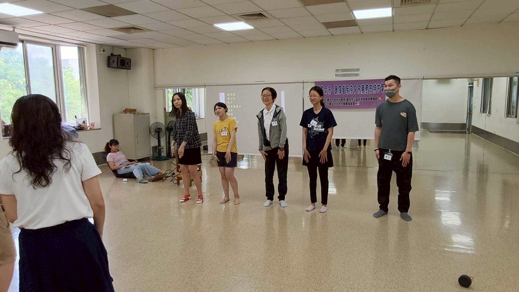 LINE_ALBUM_20260628(日)「共感同行」聽障者家庭多元療癒支持方案。_260630_267