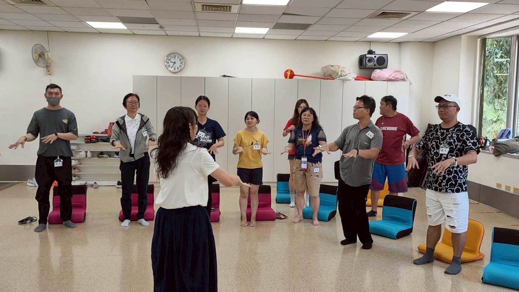 LINE_ALBUM_20260628(日)「共感同行」聽障者家庭多元療癒支持方案。_260630_289