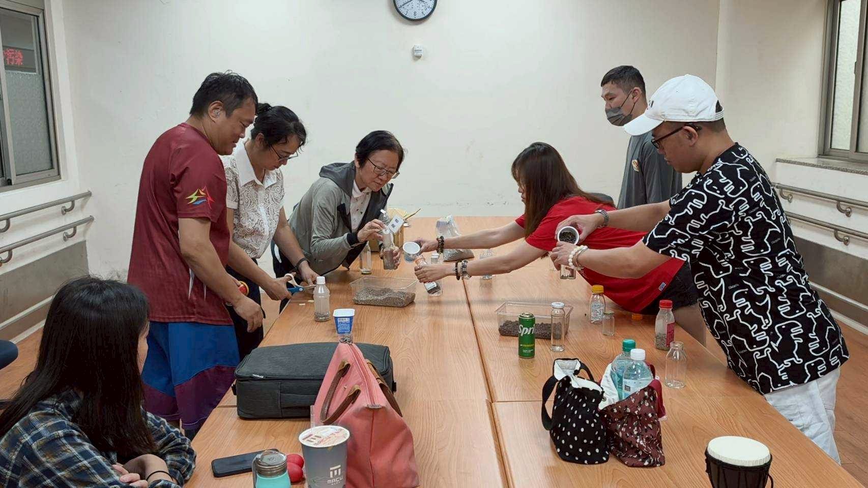 LINE_ALBUM_20260628(日)「共感同行」聽障者家庭多元療癒支持方案。_260630_38