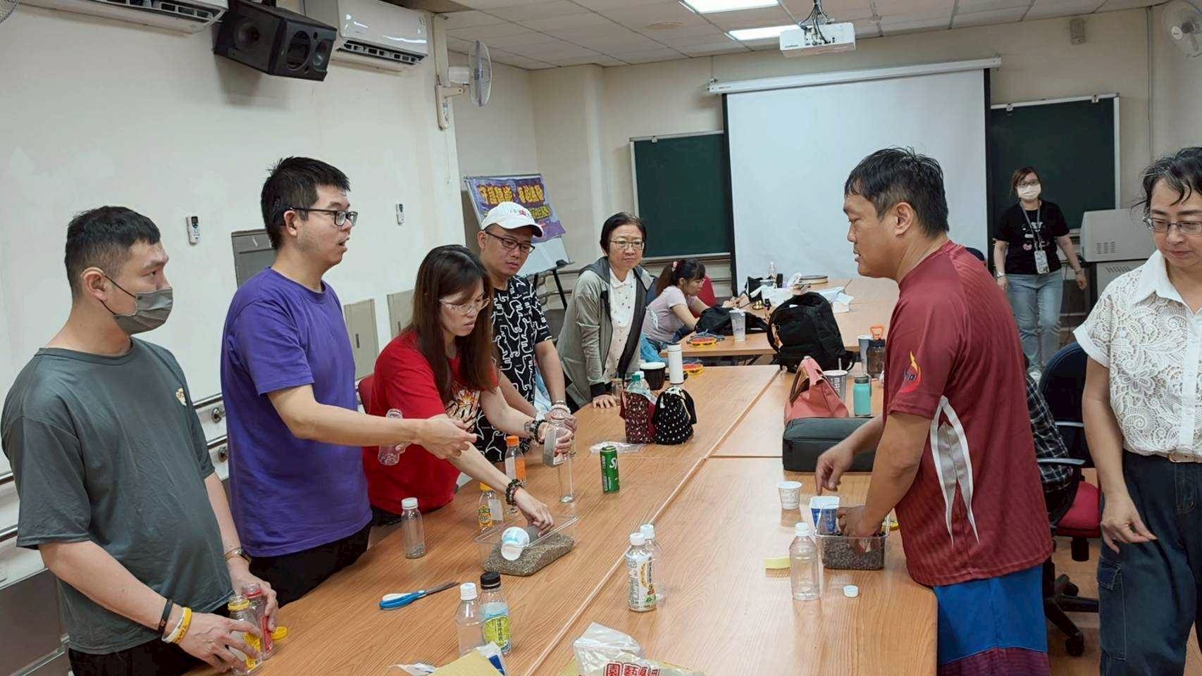 LINE_ALBUM_20260628(日)「共感同行」聽障者家庭多元療癒支持方案。_260630_46