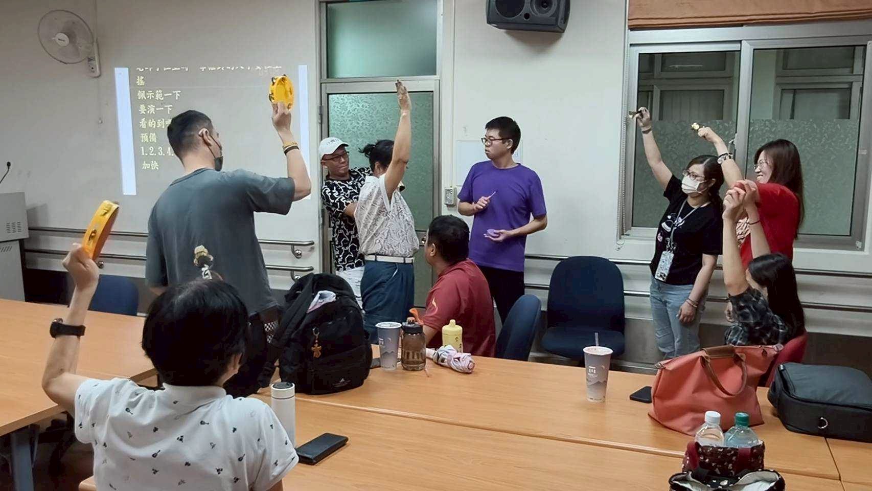 LINE_ALBUM_20260628(日)「共感同行」聽障者家庭多元療癒支持方案。_260630_80