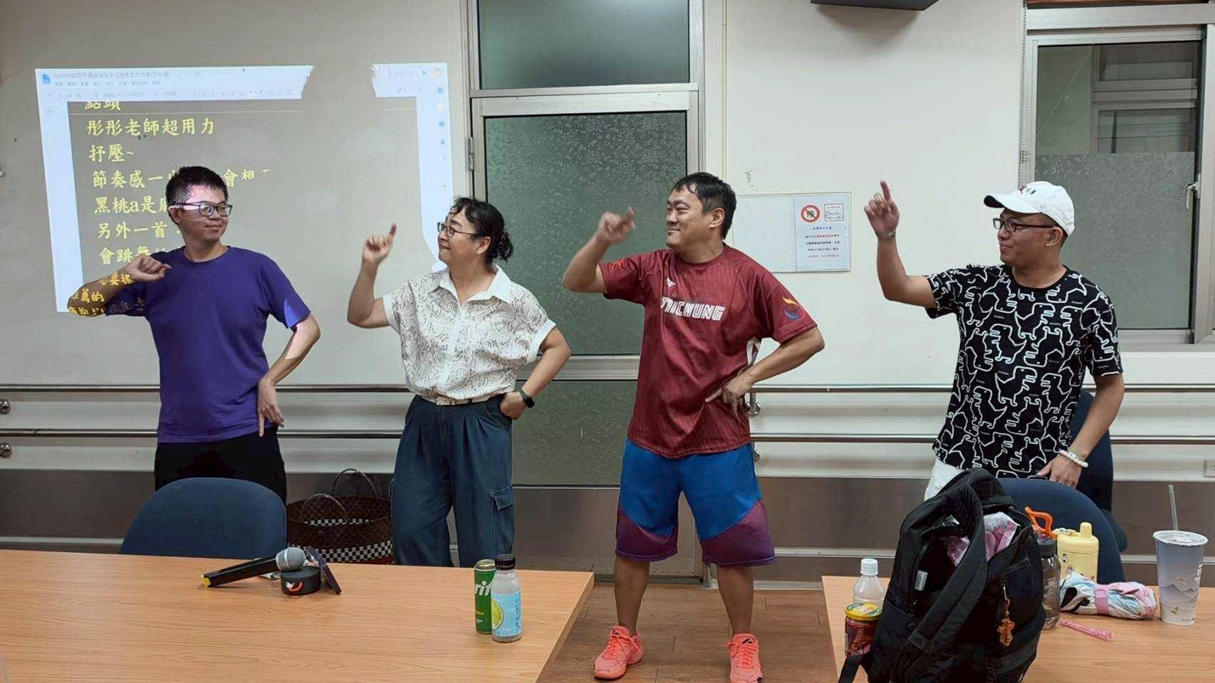 LINE_ALBUM_20260628(日)「共感同行」聽障者家庭多元療癒支持方案。_260630_9