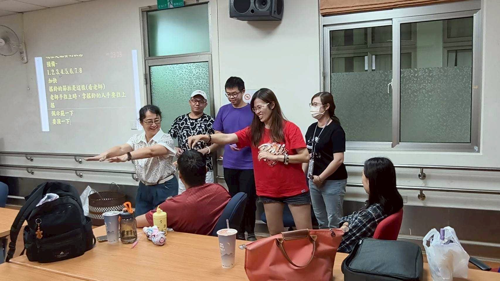 LINE_ALBUM_20260628(日)「共感同行」聽障者家庭多元療癒支持方案。_260630_85